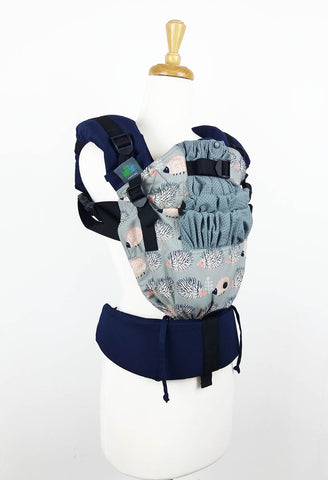 Winter Hedgehog with Grey Mesh on Blueberry (Flux)